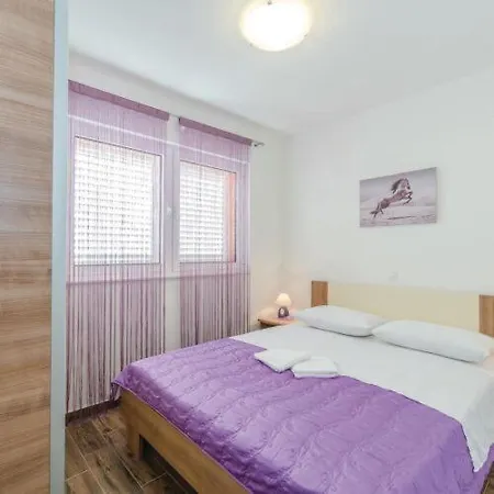 Ella Apartament Biograd Na Moru